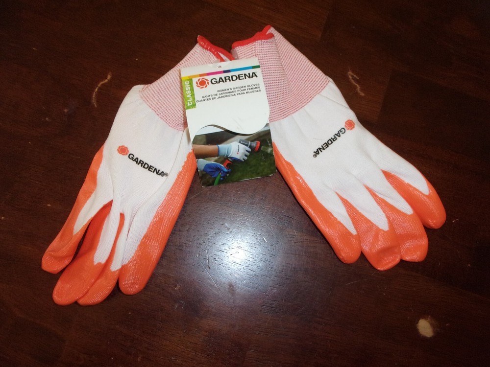 Gardena NEW mens gardening gloves one size