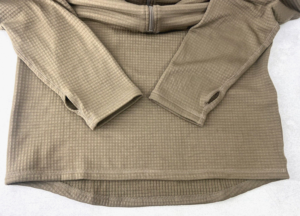 ROTHCO LAYER II MD WT GRID TOP PULLOVER MEN'S MEDIUM 1/2 Zip THERMAL COYOTE