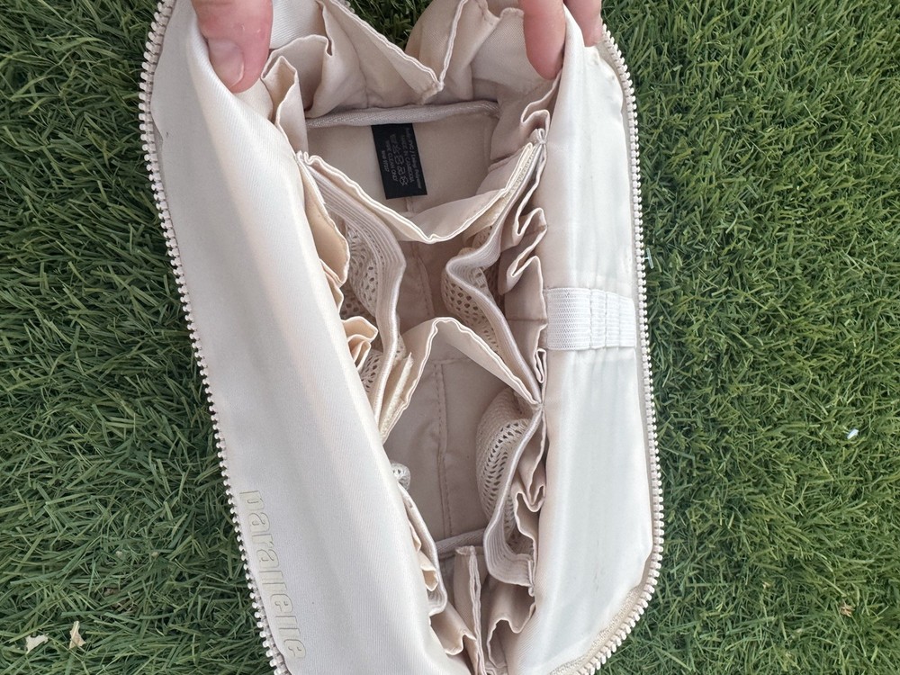 Parallelle The Bisque Traveller Make Up Bag Medium