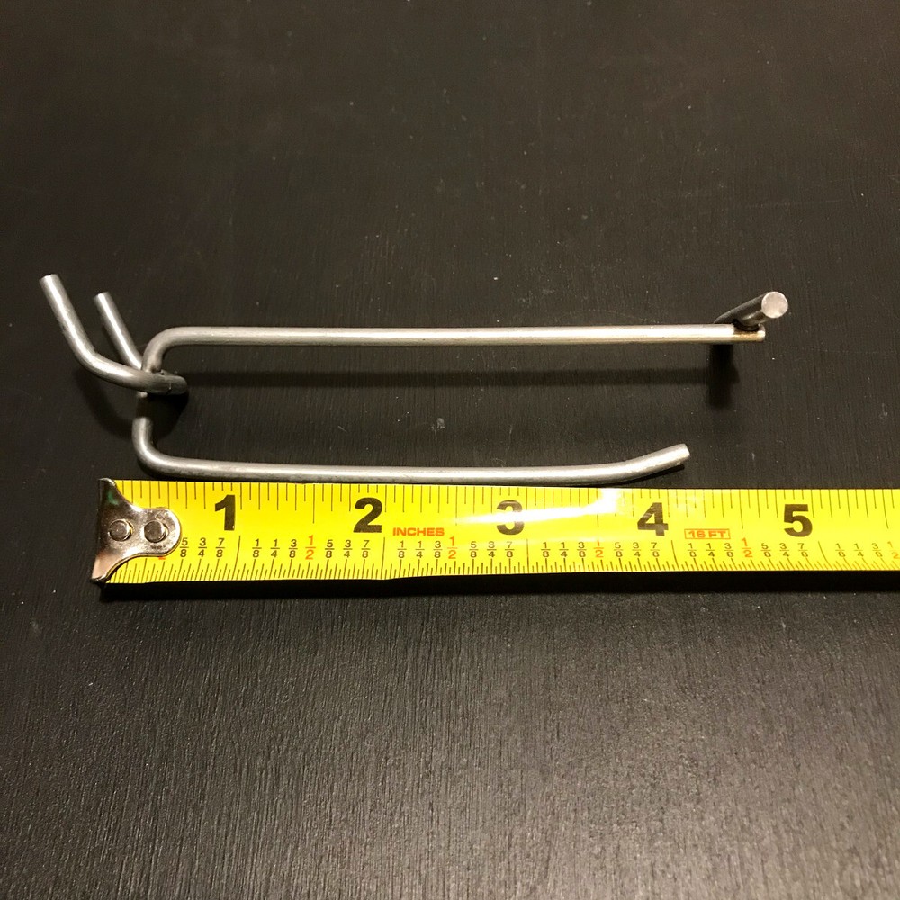 4" Flip Scan Peg Hooks w/Label Holder Pegboard (60 Pack)