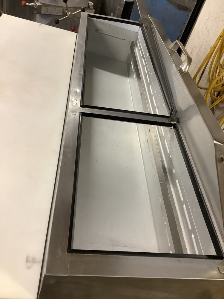 Sandwich/Salad Prep Table Beverage Air DP67 120V TESTED