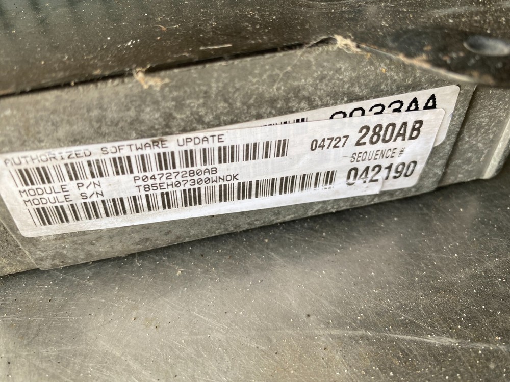 00 3.3L CARAVAN SPORT PCM Engine Control Module PCM Computer 04727280AB