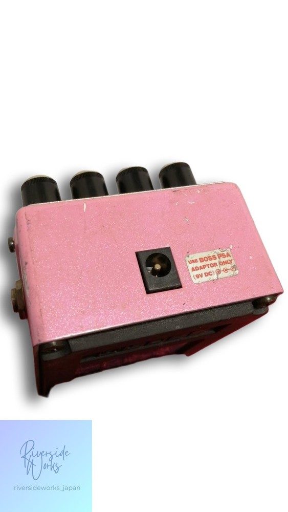 BOSS DC-3 Effects Pedal - High-Quality Sound Processor JP