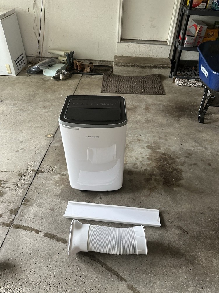 Portable air conditioner