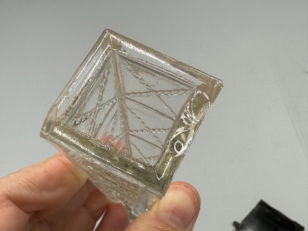 c 1915 WINDMILL Eagle Moon CANDY GUARANTEED Antique GLASS CONTAINER E&A 840