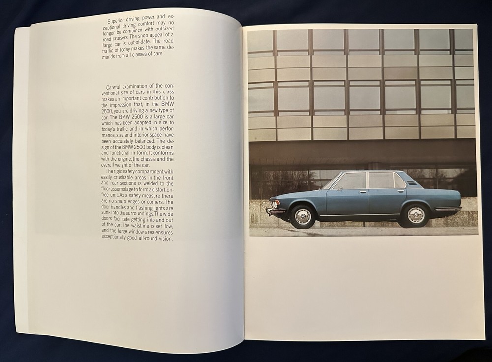 BMW 2500 sales brochure.