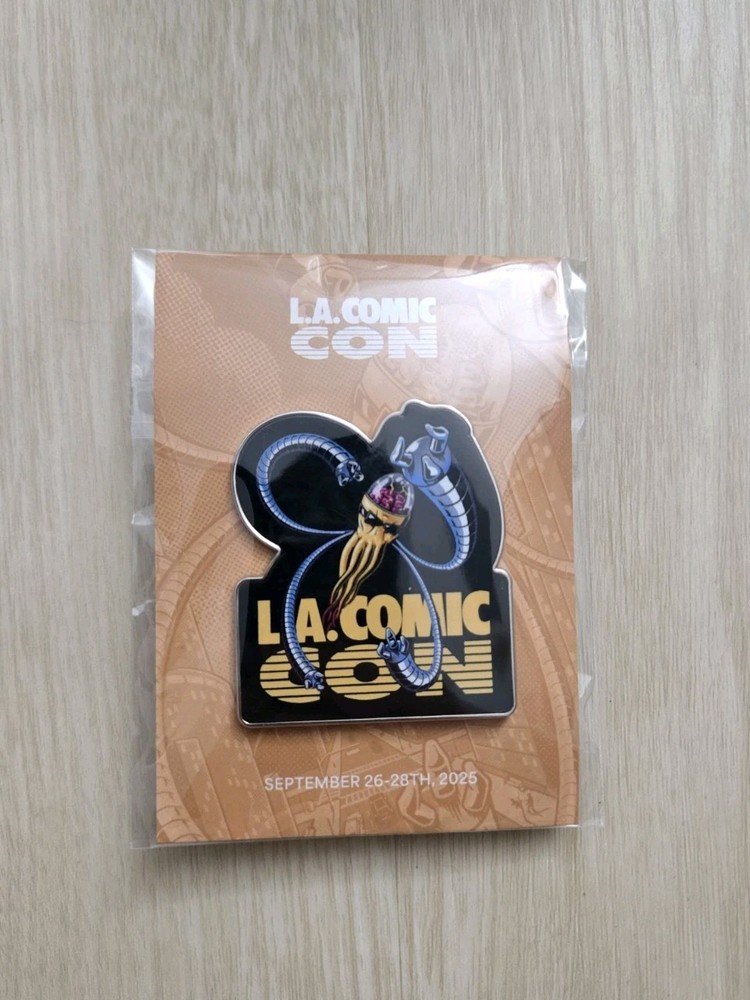 Los Angeles Comic Con Pin