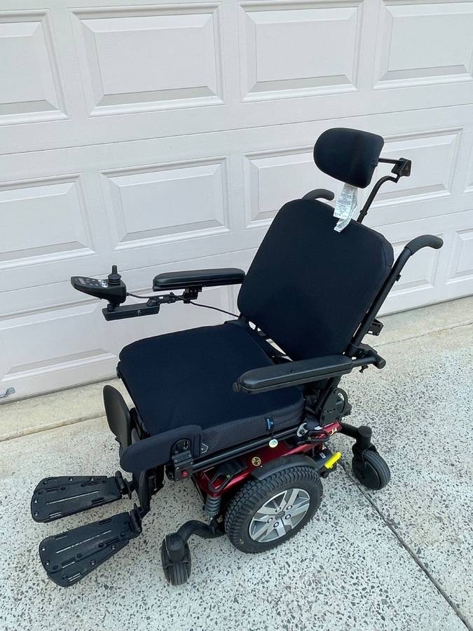 Brand New Quantam Power chair