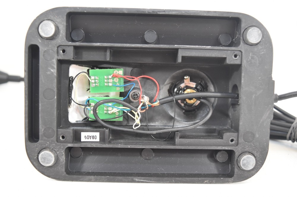 Bogen DDU250 Desktop Push-To-Talk Mic with Lock Dynamic Uni-Directional