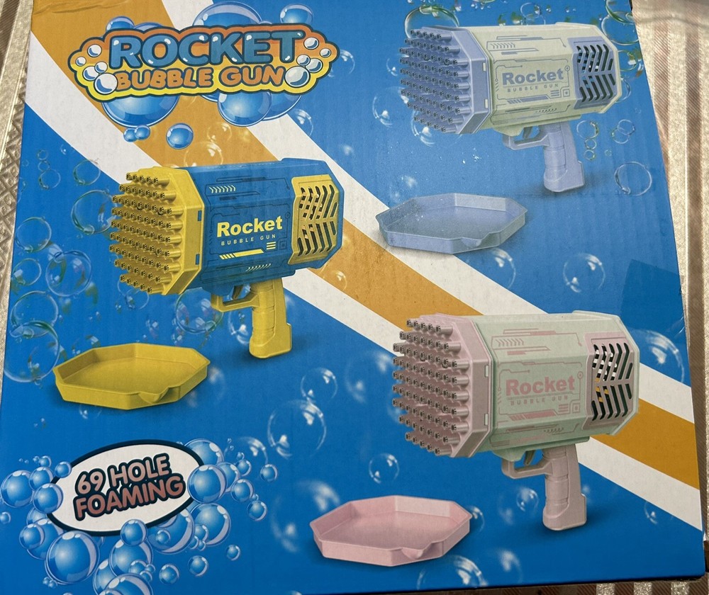 Rocket Bubble Gun With Extra Packs Of Solution