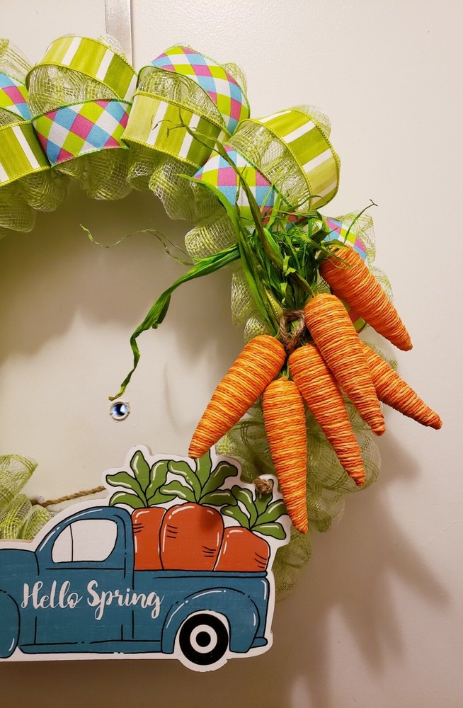 Hello Spring Truck Wreath - Mesh & Canvas Ribbon