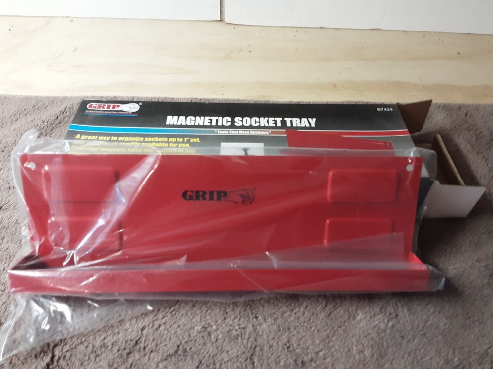 Grip On Tools Magnetic Socket Tray