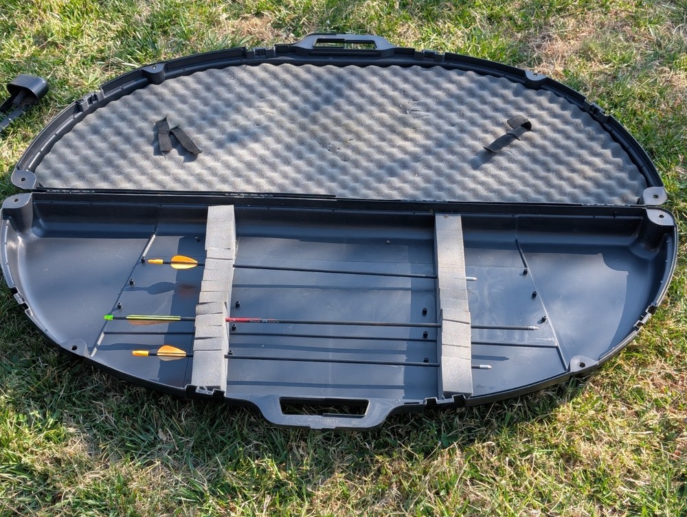 Compact Archery Bow Case (black) Deer Scene