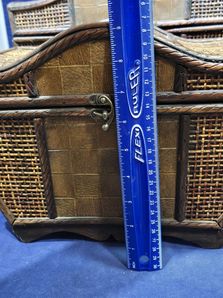 3 Beautiful Wooden Wicker Keepsake Chests, Large, Medium And Small, Stack