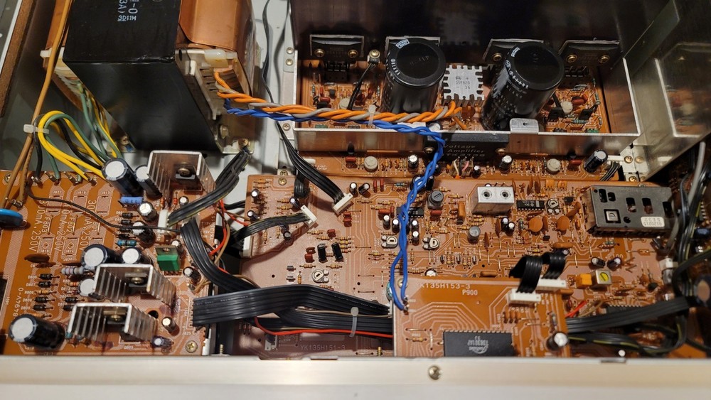 Marantz SR930 please read description