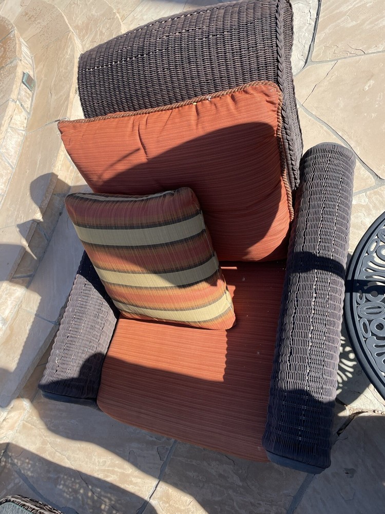 Backyard Furniture 3-Piece Set