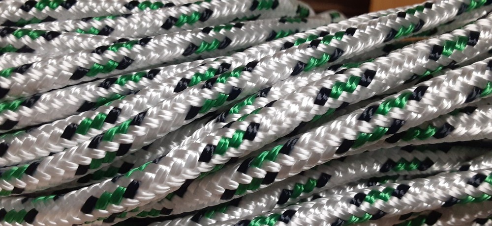 1/4 " x 150 ft. Double Braid-Yacht Braid Polyester rope. Made in USA.