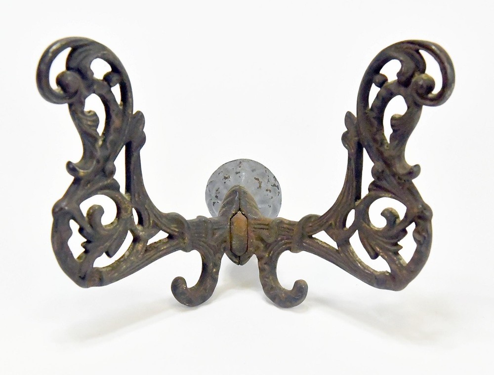 LARGE VICTORIAN STYLE METAL WALL MOUNT HAT / COAT HOOK 4 PRONG