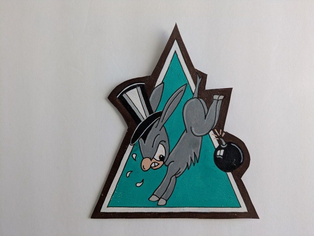 WW 2  586th Bomb Squadron   leather jacket  patch
