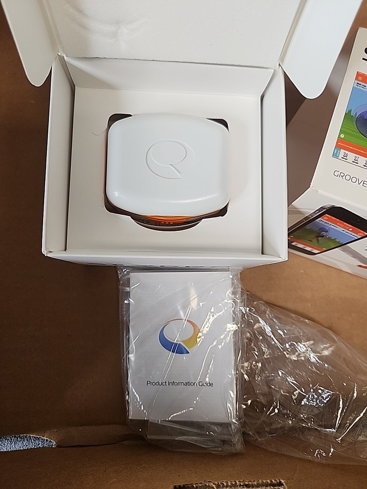 Skypro Golf Swing and Putting Analyzer by SkyGolf. iPhone IOS 8+ or Android 4.1+