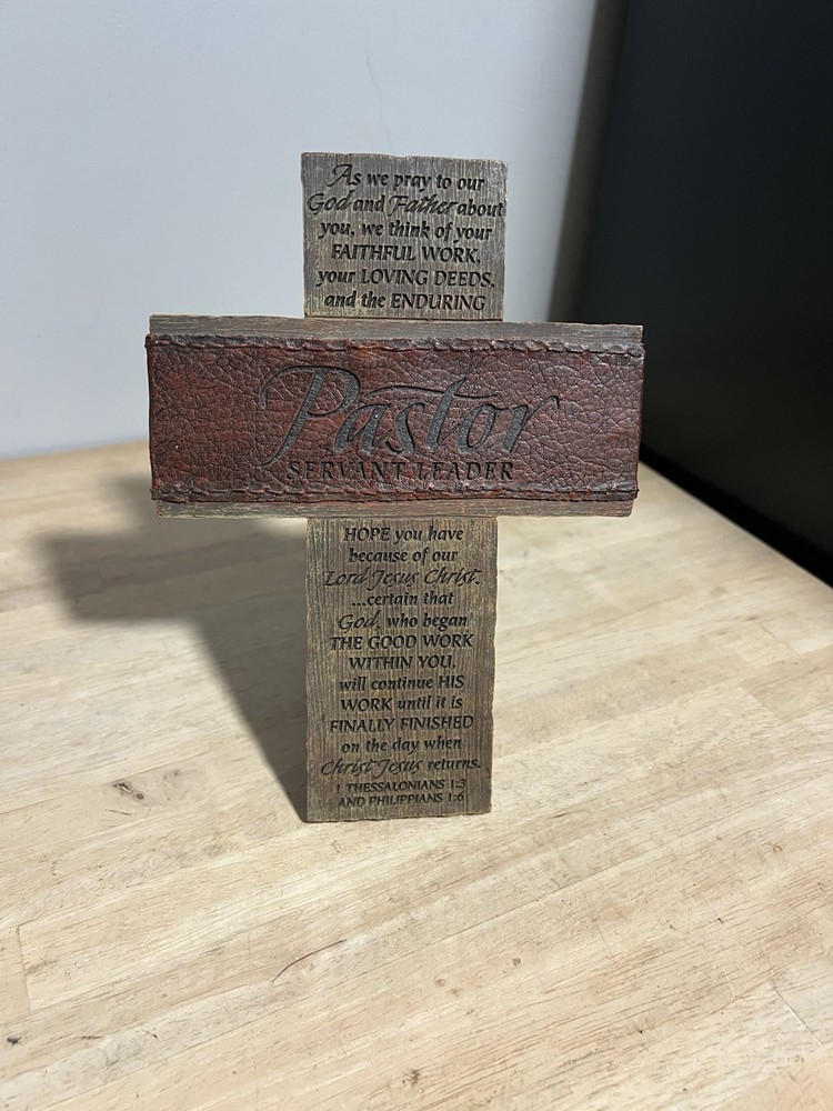 Pastor Servant Cross with Scripture
