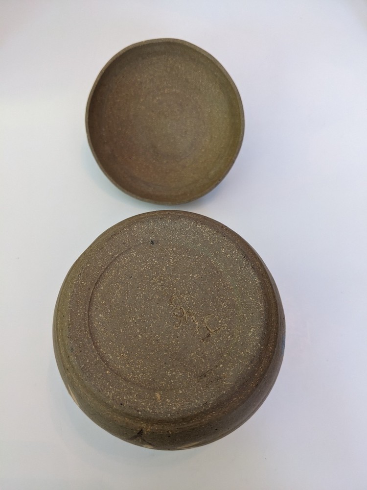 Handmade Pottery Jar Bird & Branches Pattern Handle Lid Matte Clay Brown