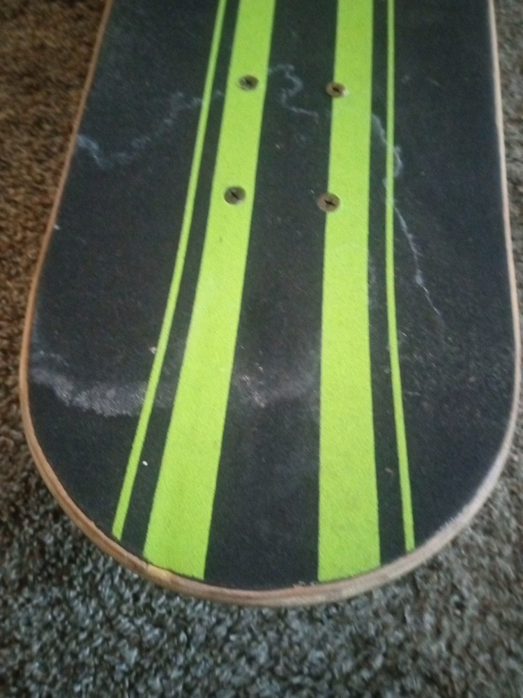 Madd Gear Australia Skateboard Pre-owned