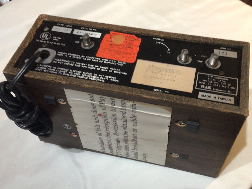 RARE Vintage 1978 ON SUBSCRIPTION TV BOX Early Pay Cable Television STV Decoder