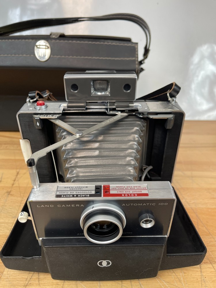 Polaroid Land Camera Automatic 100 Complete Kit w/ Flash, Bulbs, Timer, Case Vtg