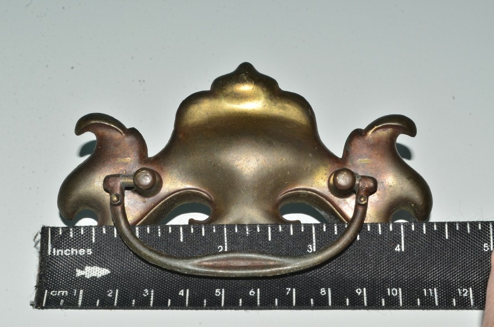 Vintage Single Brass Replacement Drawer Handle Pull Colonial Winged