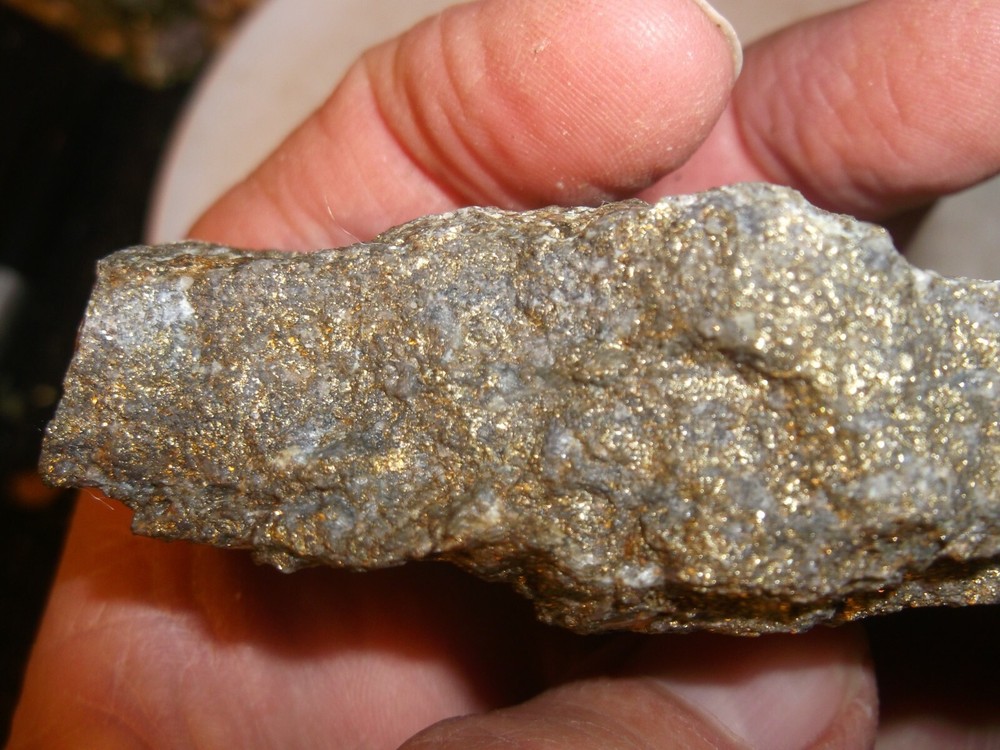 Gold, silver, copper, 230 grams samples ,ore high grade .