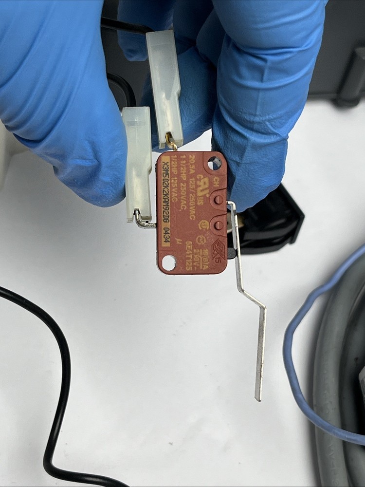 Saeco Magic De Luxe sup012 OEM Authentic Replacement Part - POWER CORD ASSEMBLY