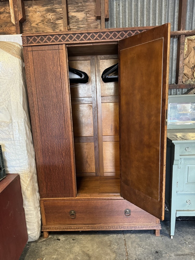 BEAUTIFUL Antique wardrobe