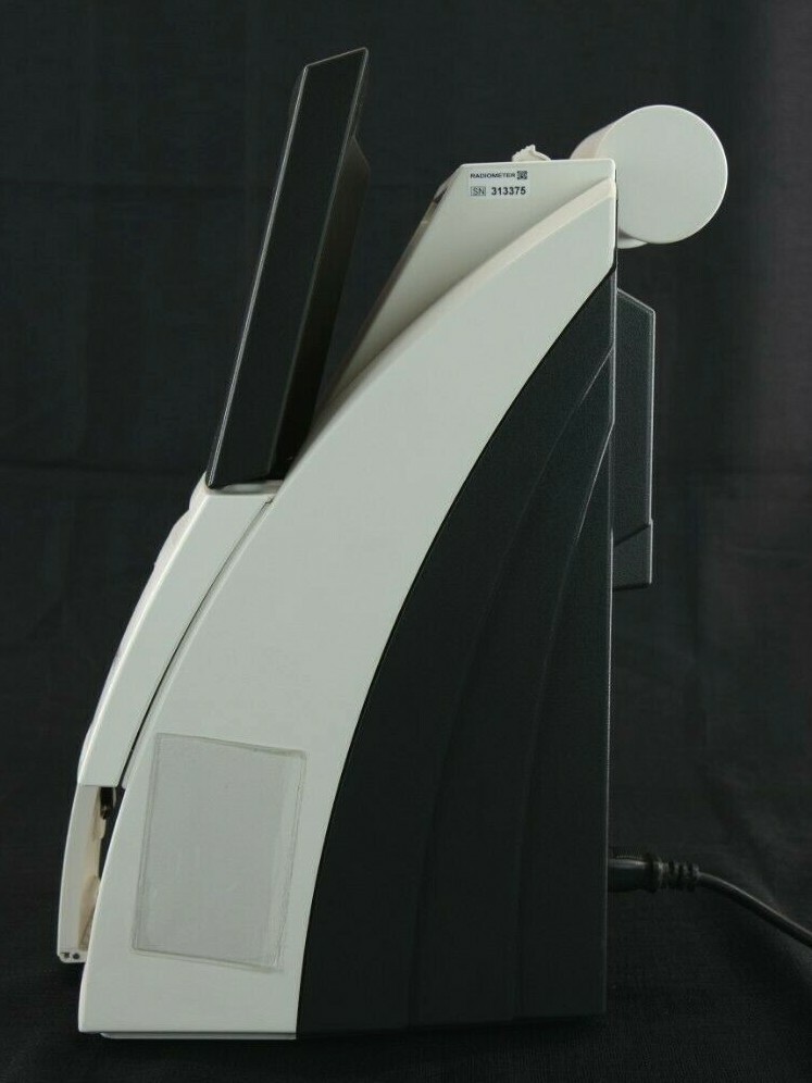 ABL 80 CO-OX Flex Radiometer Blood Analyzer