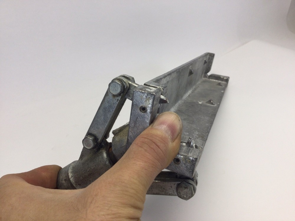 WALBOARD TOOLS CORNERBEAD TOOL 1-1/4" CO-2A