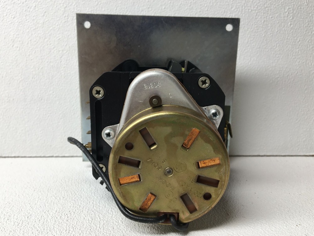 New! Eagle Signal BR31A609 Timer (#6882)