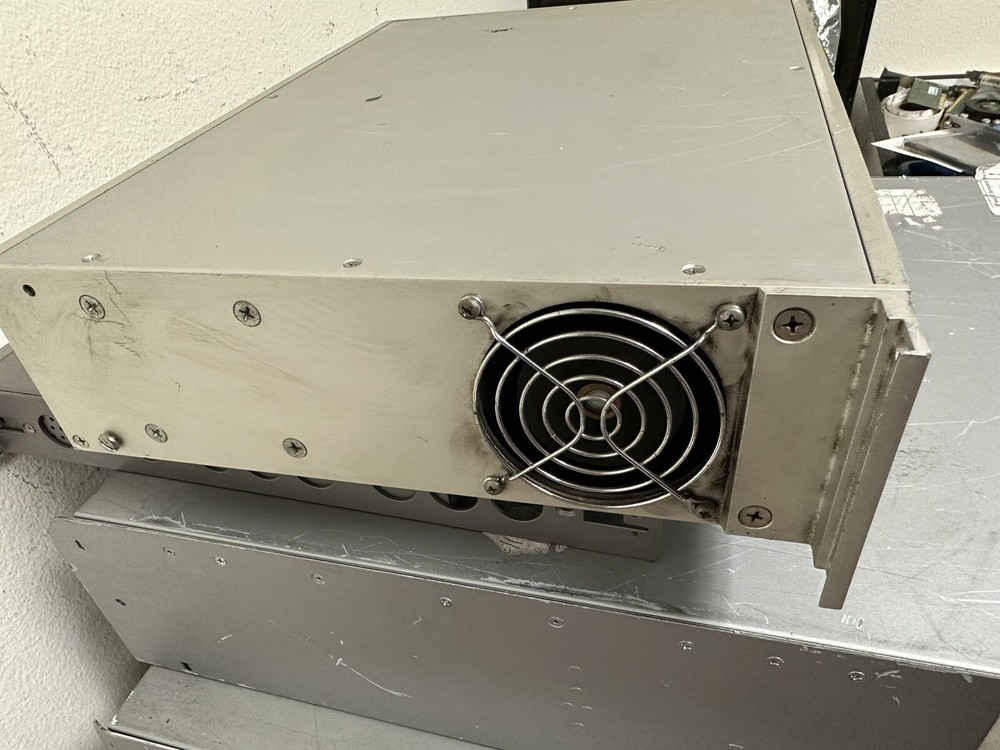 Telex SC-600 UHF Antenna Splitter/Combiner