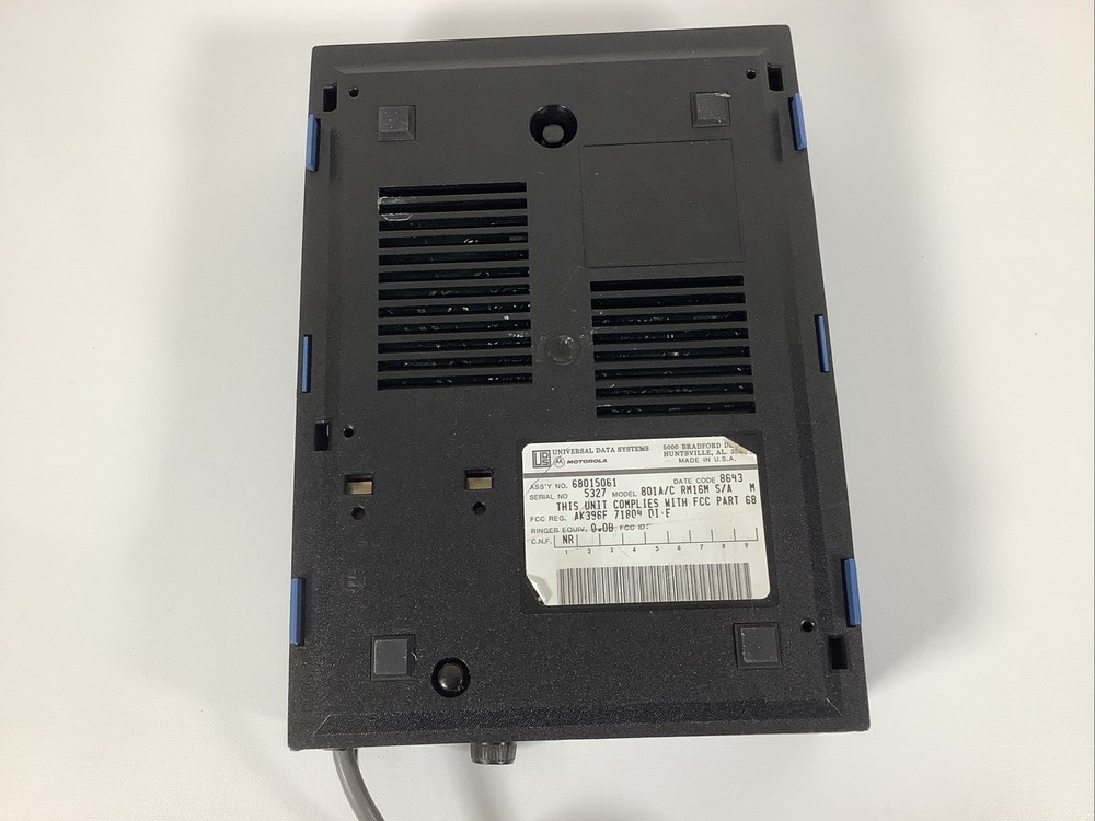 Motorola Universal Data Systems 801 A/C Modem - Powers Up - No Further Testing -