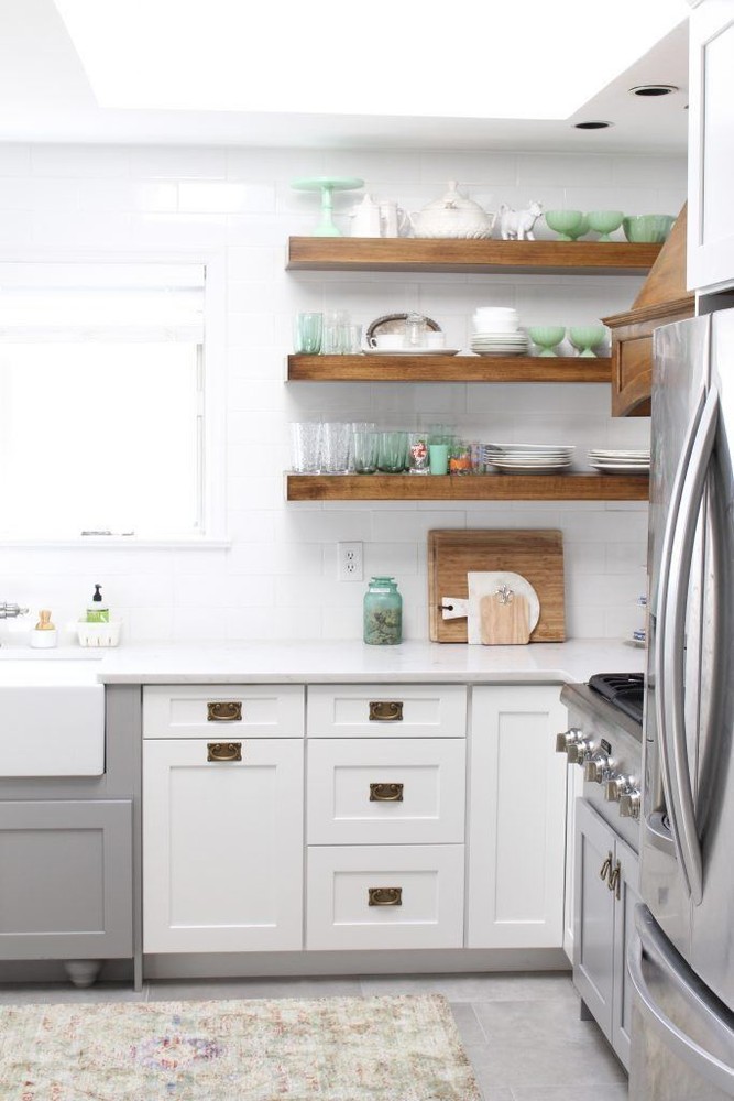 2-1/4" Mission Vertical Bail Pull Antique Brass