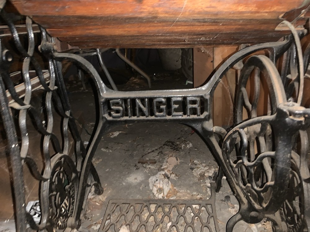 Singer Sewing Machine
