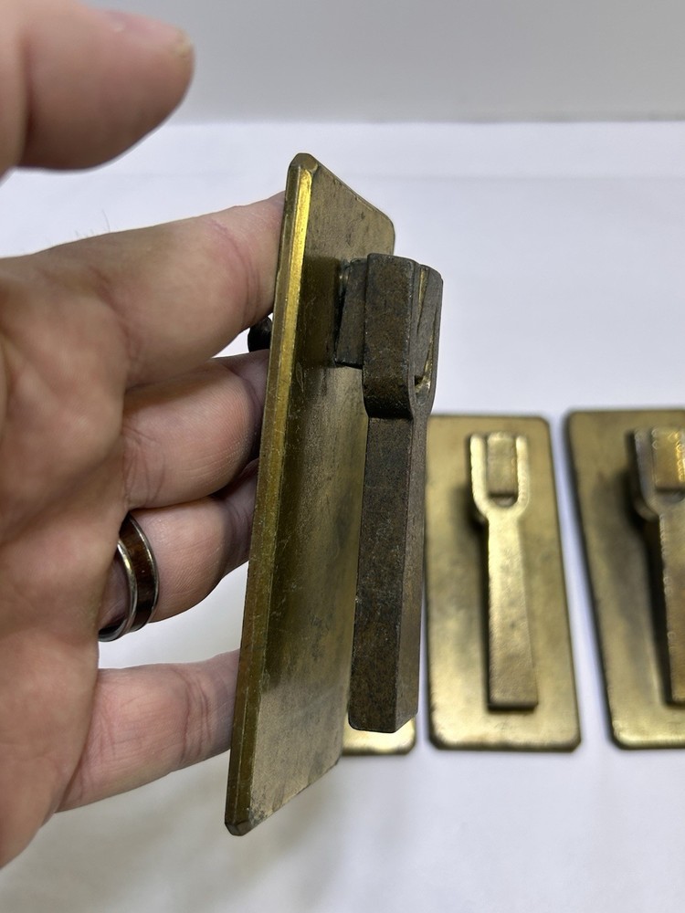 Unique, Heavy Brass Drawer Pulls Set Of 4