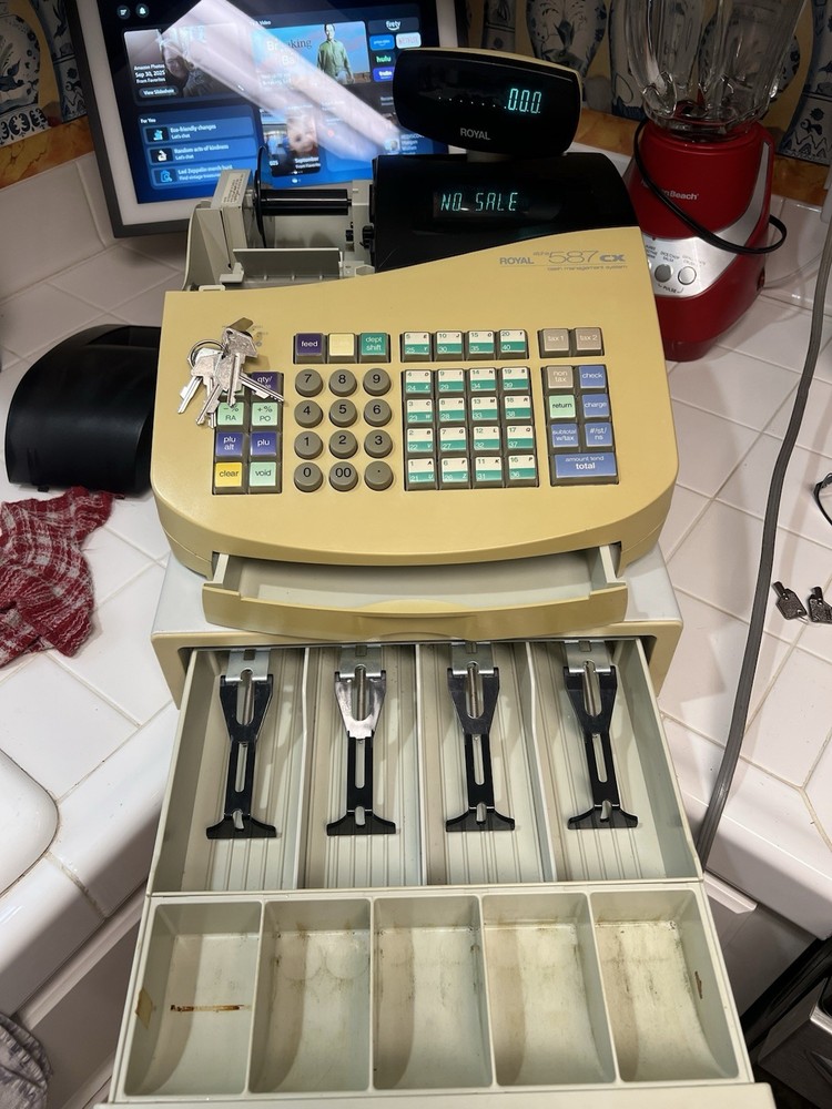 Royal Alpha 587cx Cash Register Management System w/ Keys POWERS ON UNTESTED