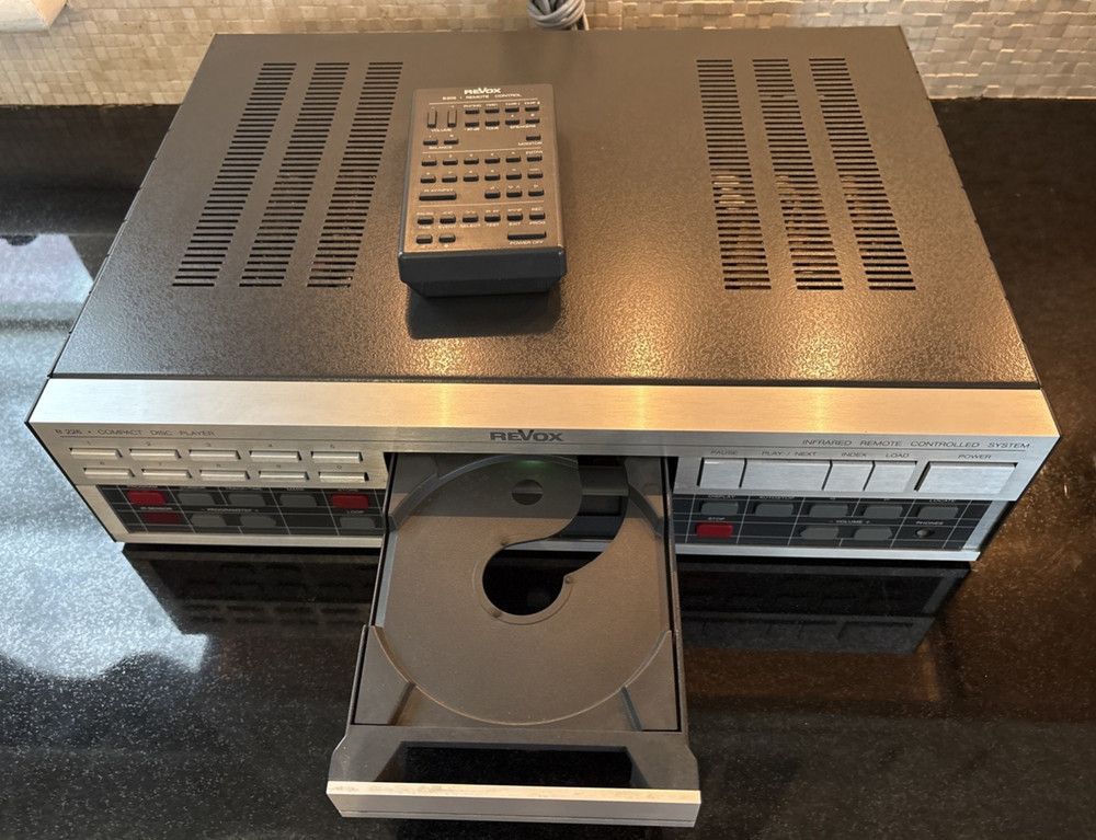 Revox B 226 CD Disc Player B205 Remote Control System Perfect Working Condition