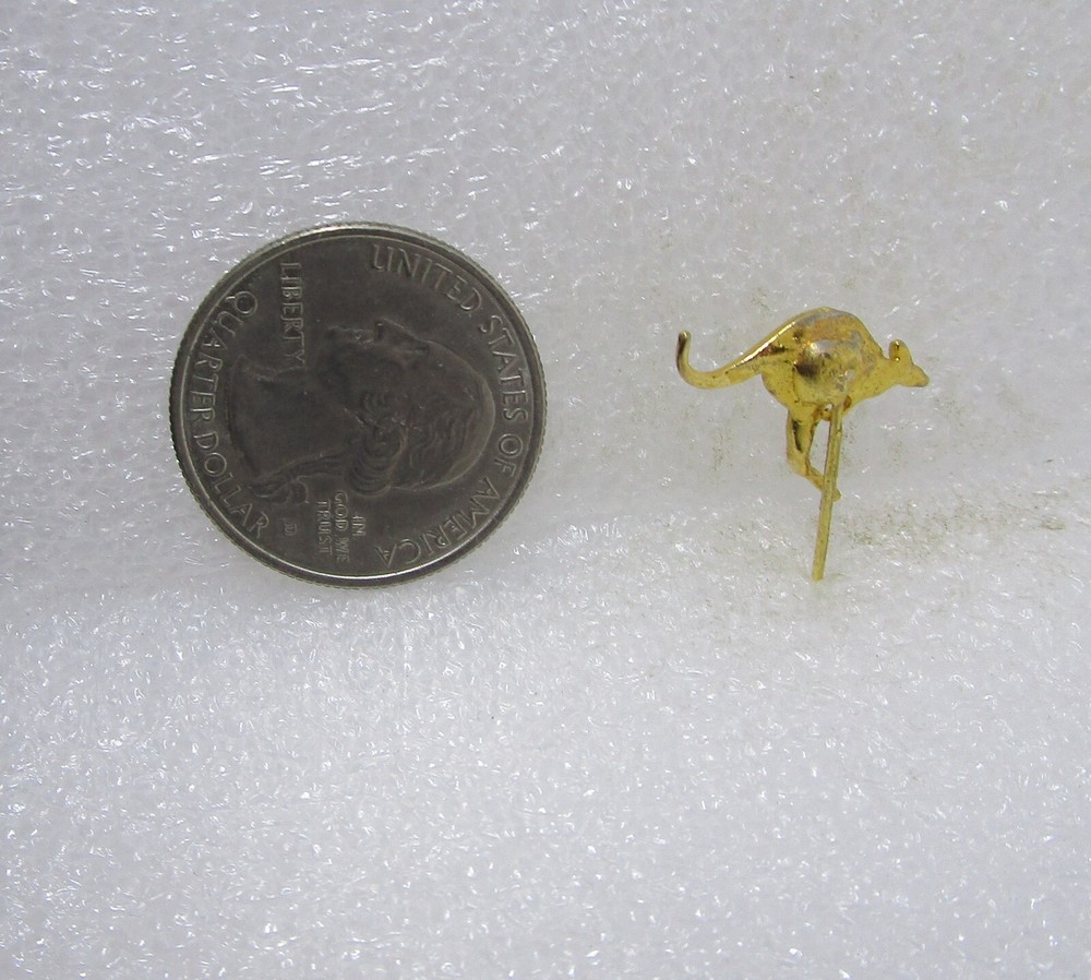 Gold Tone Kangaroo Stick Pin