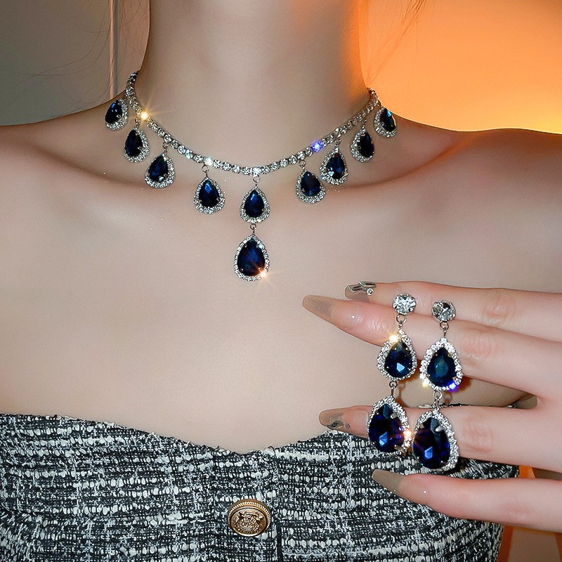 Silver Needle Water Drop Earrings And Necklace Set