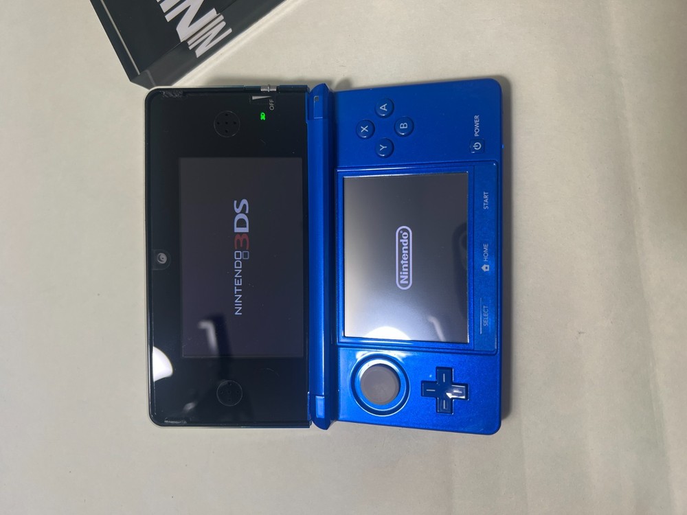 Nintendo 3DS Cobalt Blue Console Complete In Box Tested Working Excellent