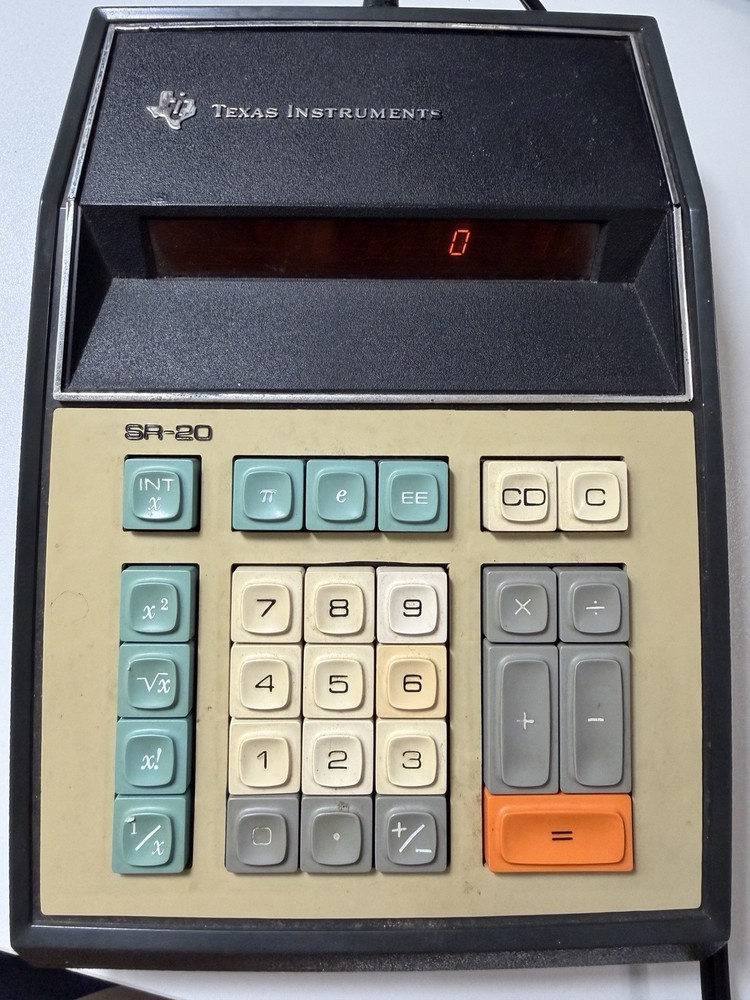 Vintage Texas Instruments SR-20 Engineering Desk Calculator LED Tested + Chord