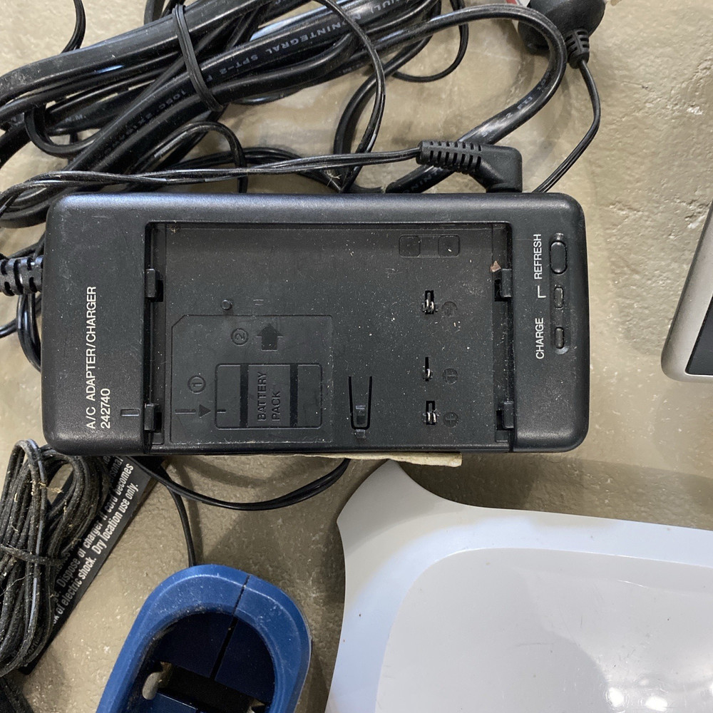 Small lot of random untested Electronic Devices / Chargers