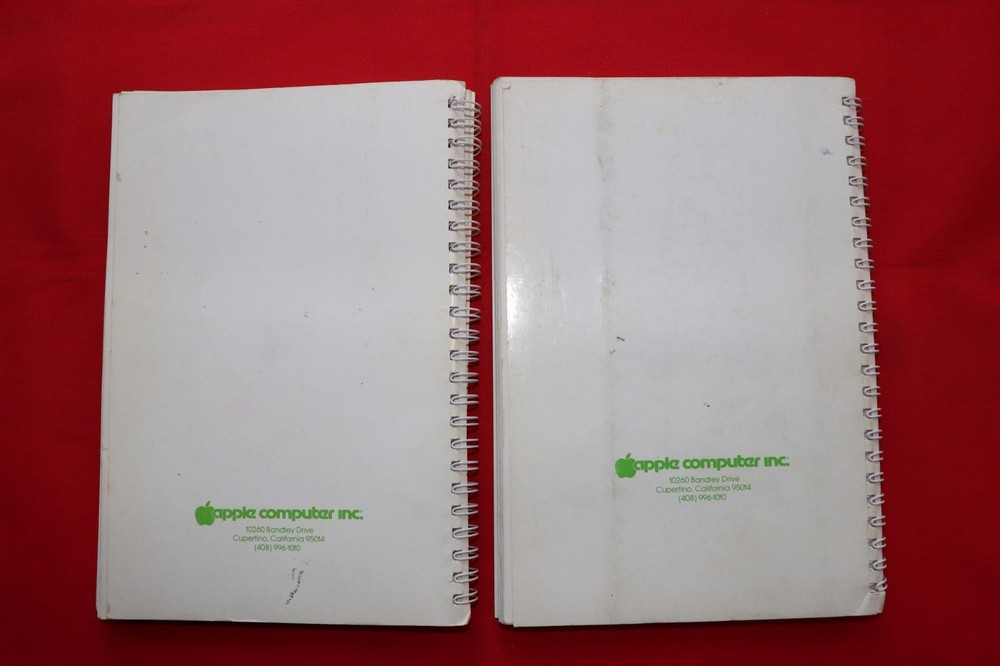 2 VINTAGE APPLE II MANUALS “APPLESOFT PROGRAMMING” & “DOS VERSION 3.2”