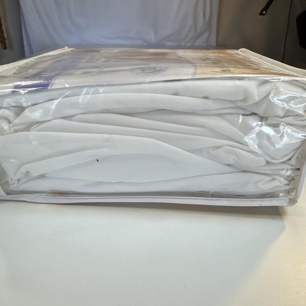 Protect-A-Bed Allerzip Smooth Waterproof Mattress Protector King SIze